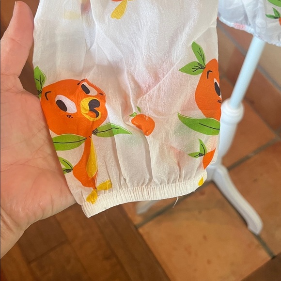 Disney Orange Bird Spirit Jersey with Orange and White Design, size XS - Picture 7 of 11